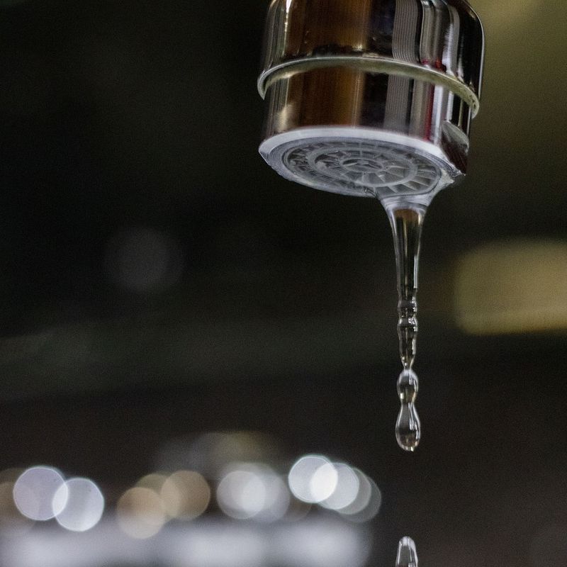 leaky faucet repair cost