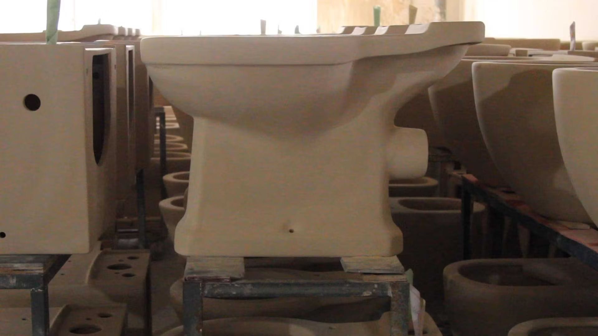 How Toilets Are Made? From Materials to Shipping